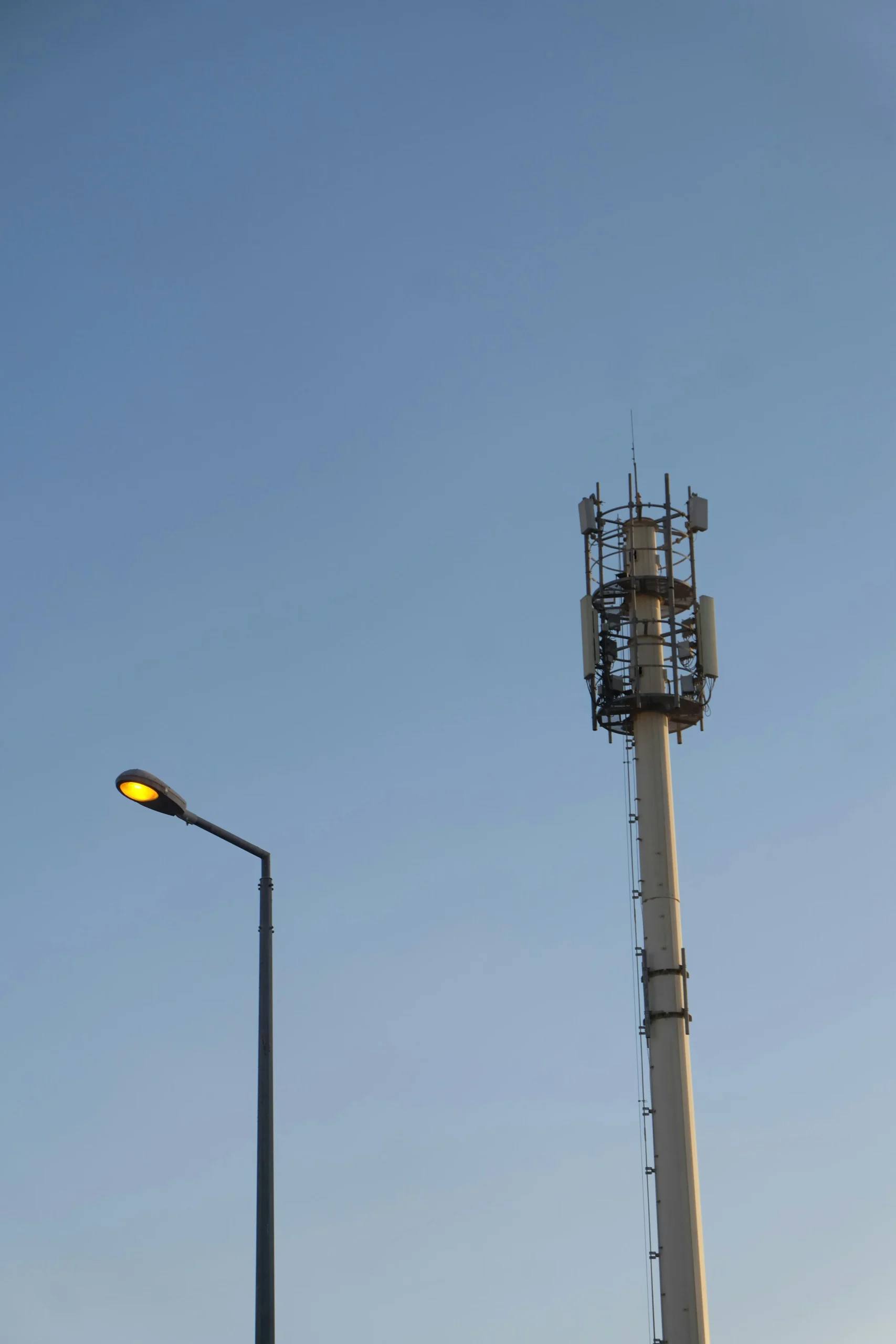 AirFiber = Fixed Wireless